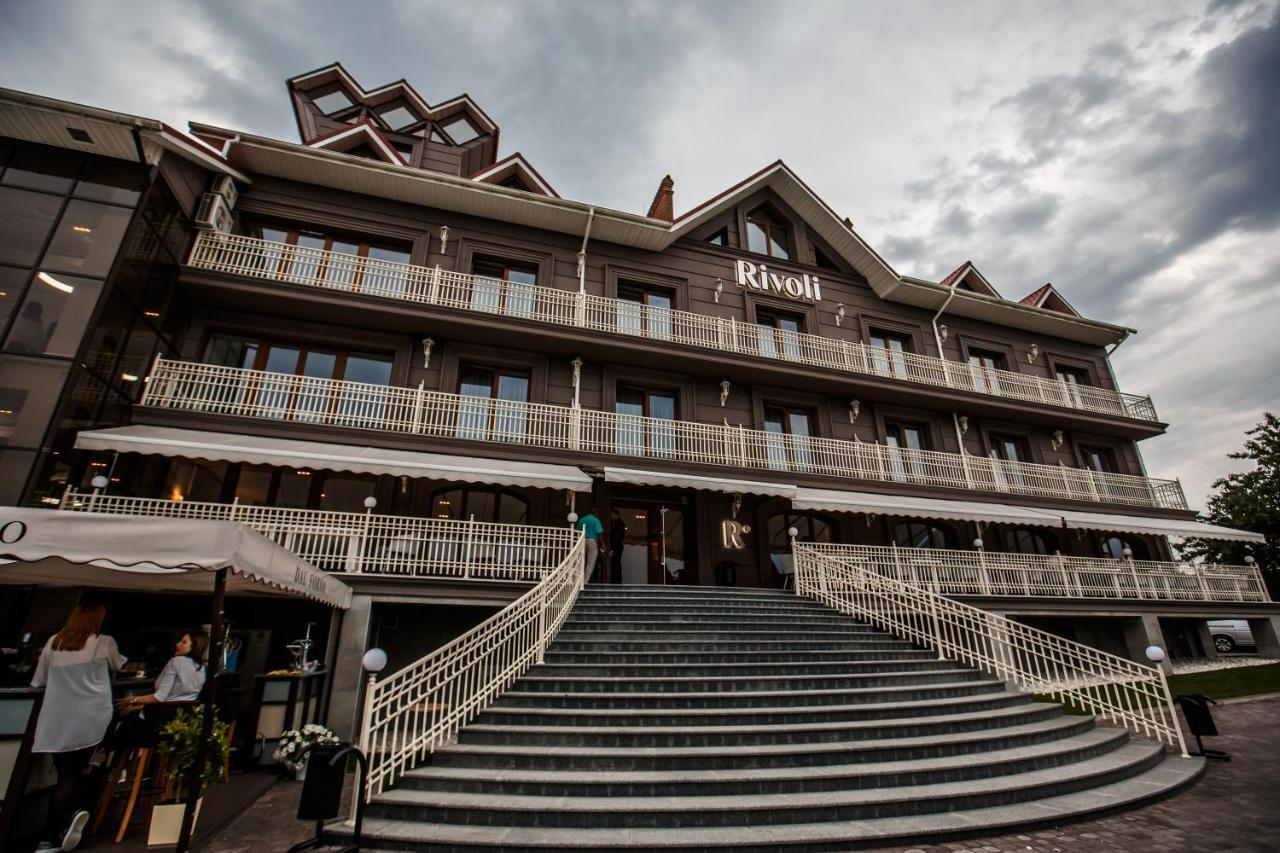 Rivoli Hotel Czerniowce Zewnętrze zdjęcie