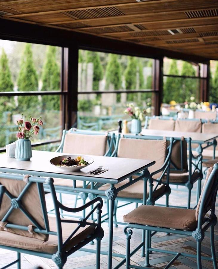 Rivoli Hotel Czerniowce Zewnętrze zdjęcie