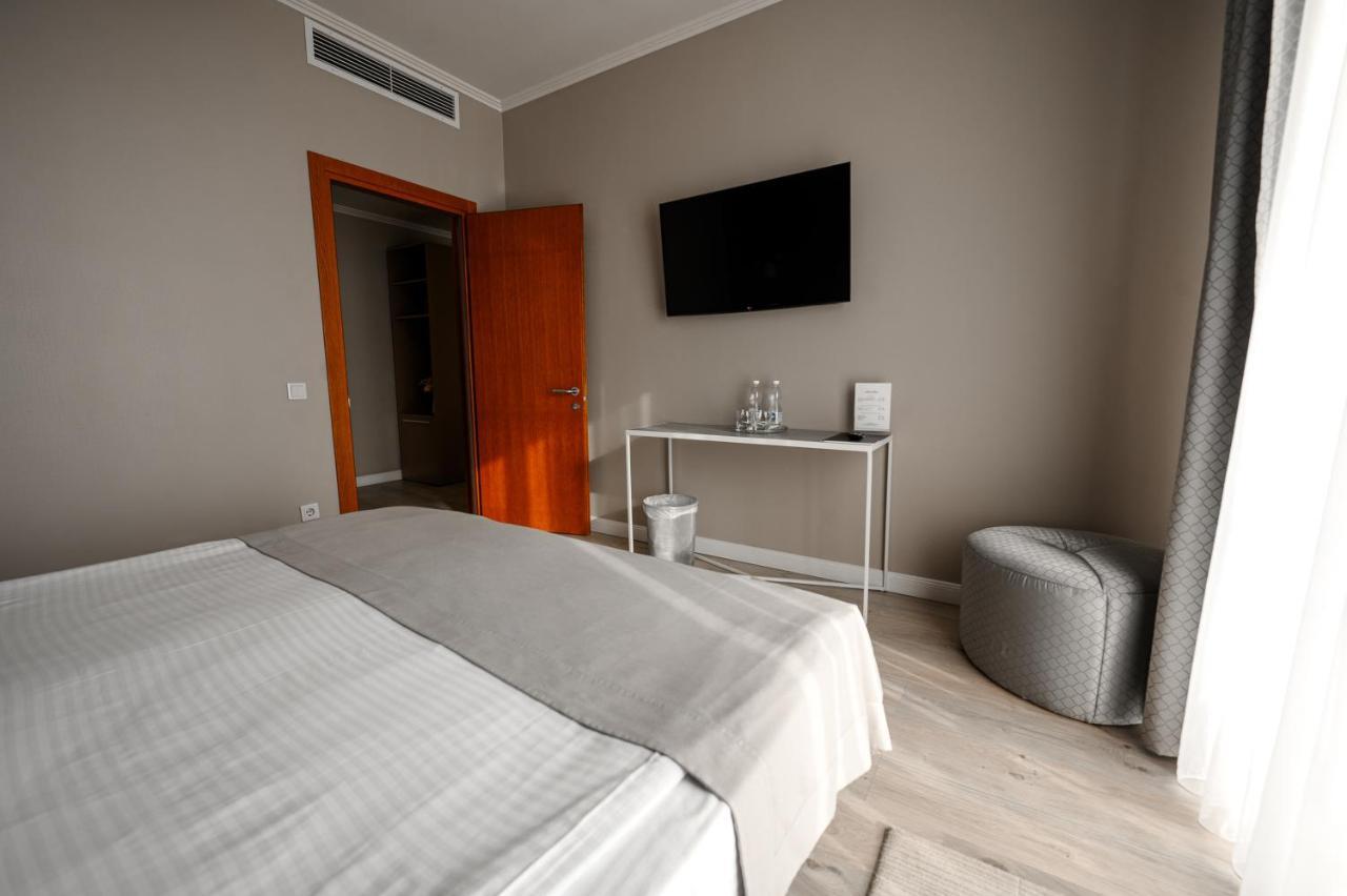 Rivoli Hotel Czerniowce Zewnętrze zdjęcie