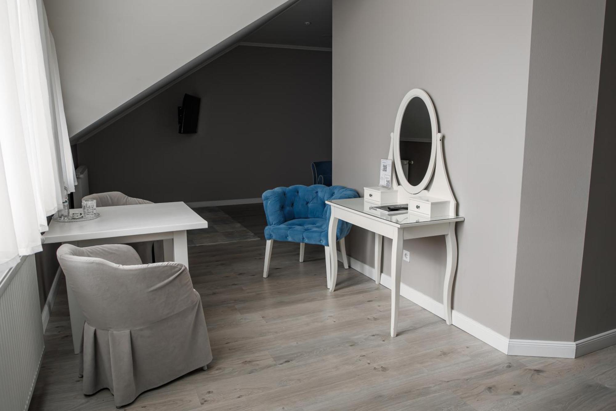 Rivoli Hotel Czerniowce Zewnętrze zdjęcie