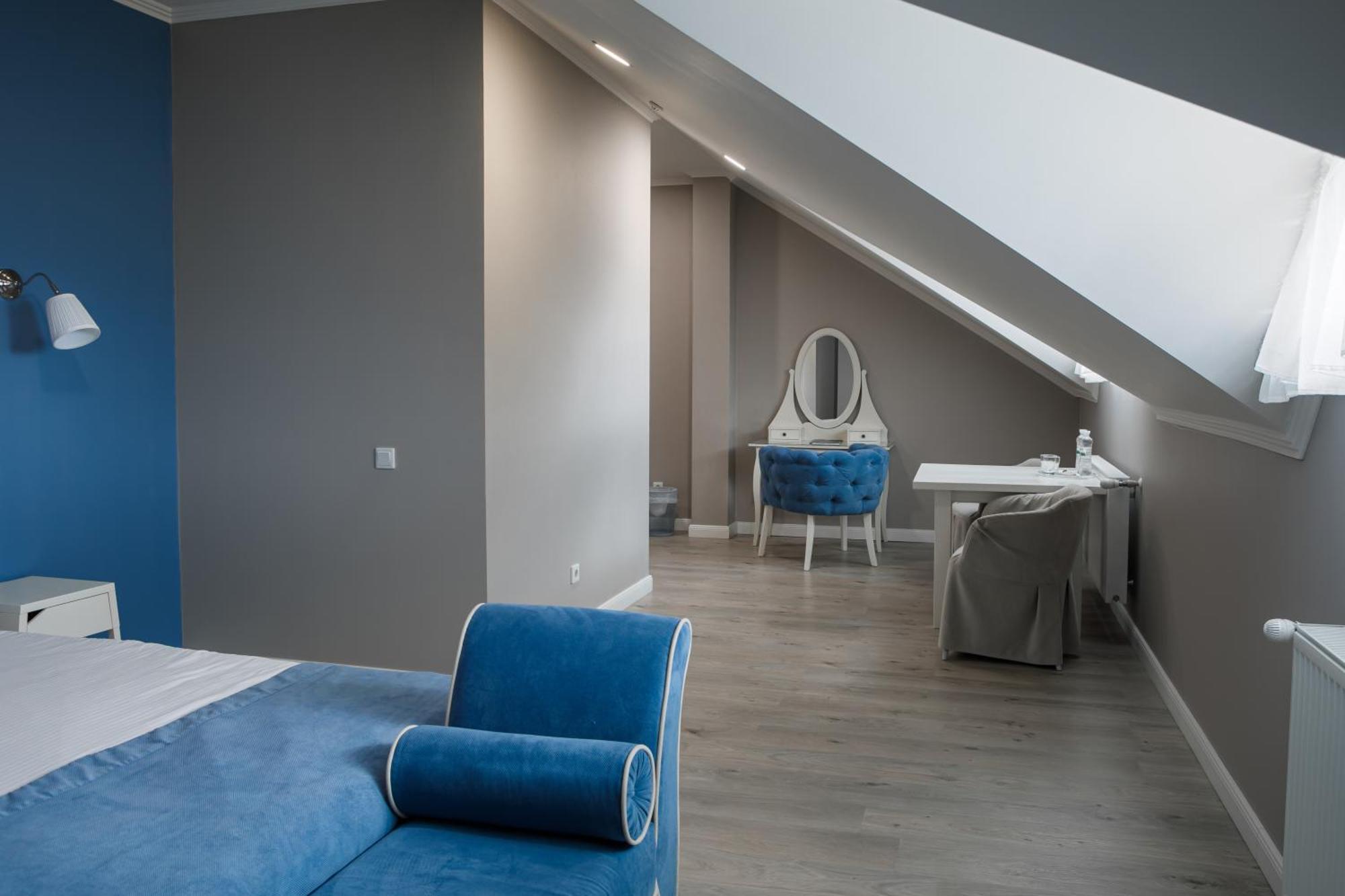 Rivoli Hotel Czerniowce Zewnętrze zdjęcie