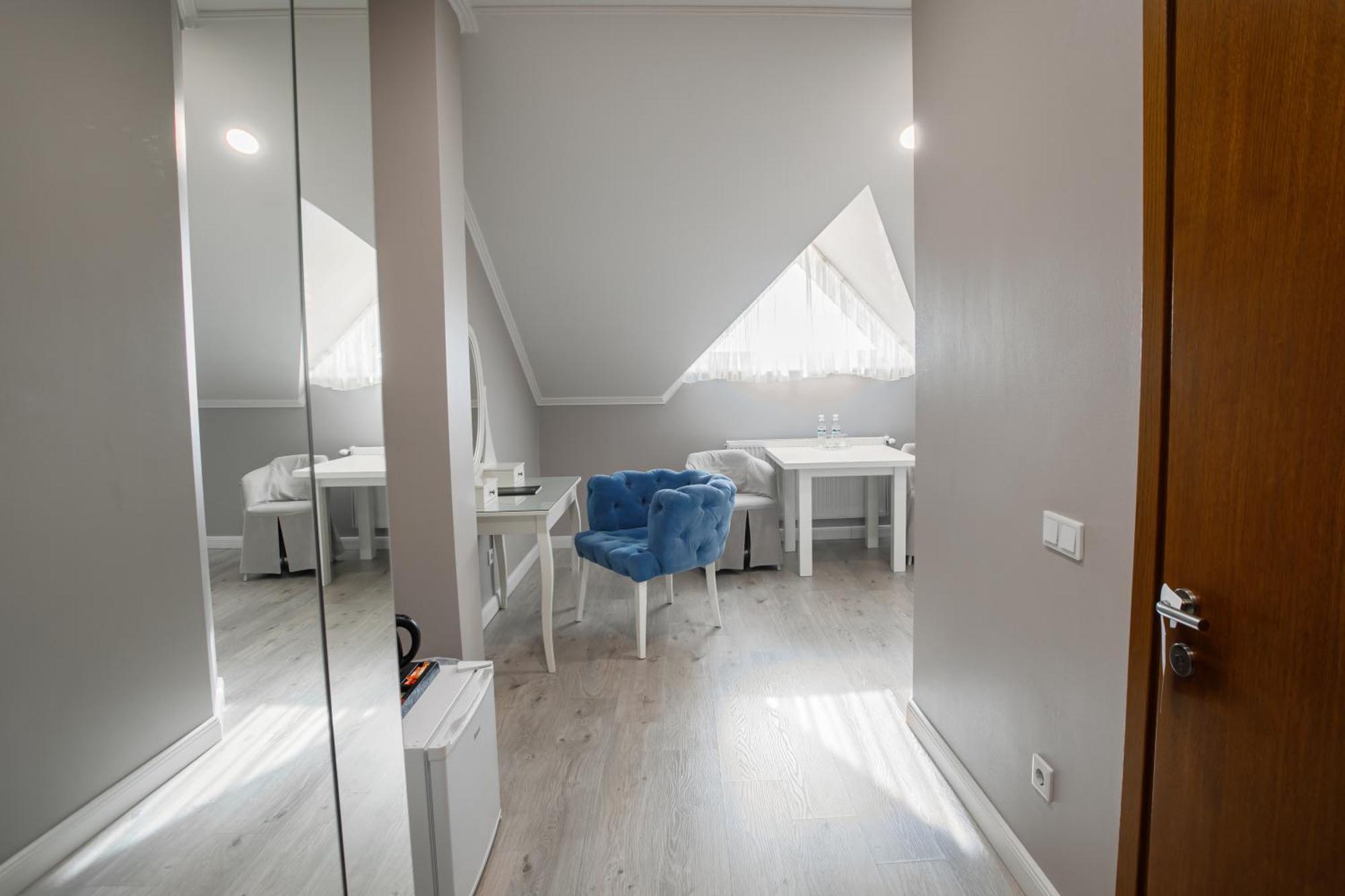 Rivoli Hotel Czerniowce Zewnętrze zdjęcie